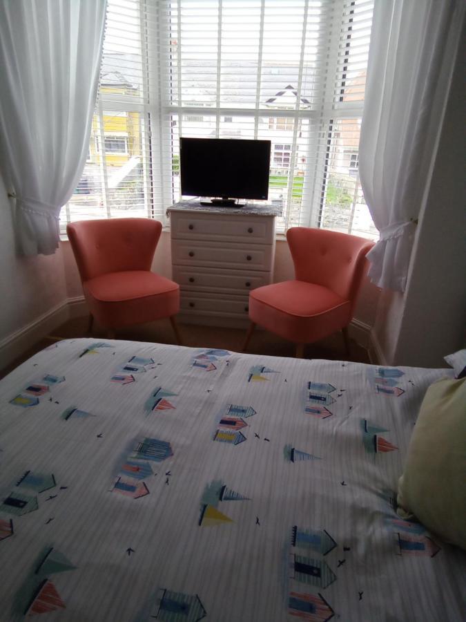 Applebys Guest House Holyhead Εξωτερικό φωτογραφία